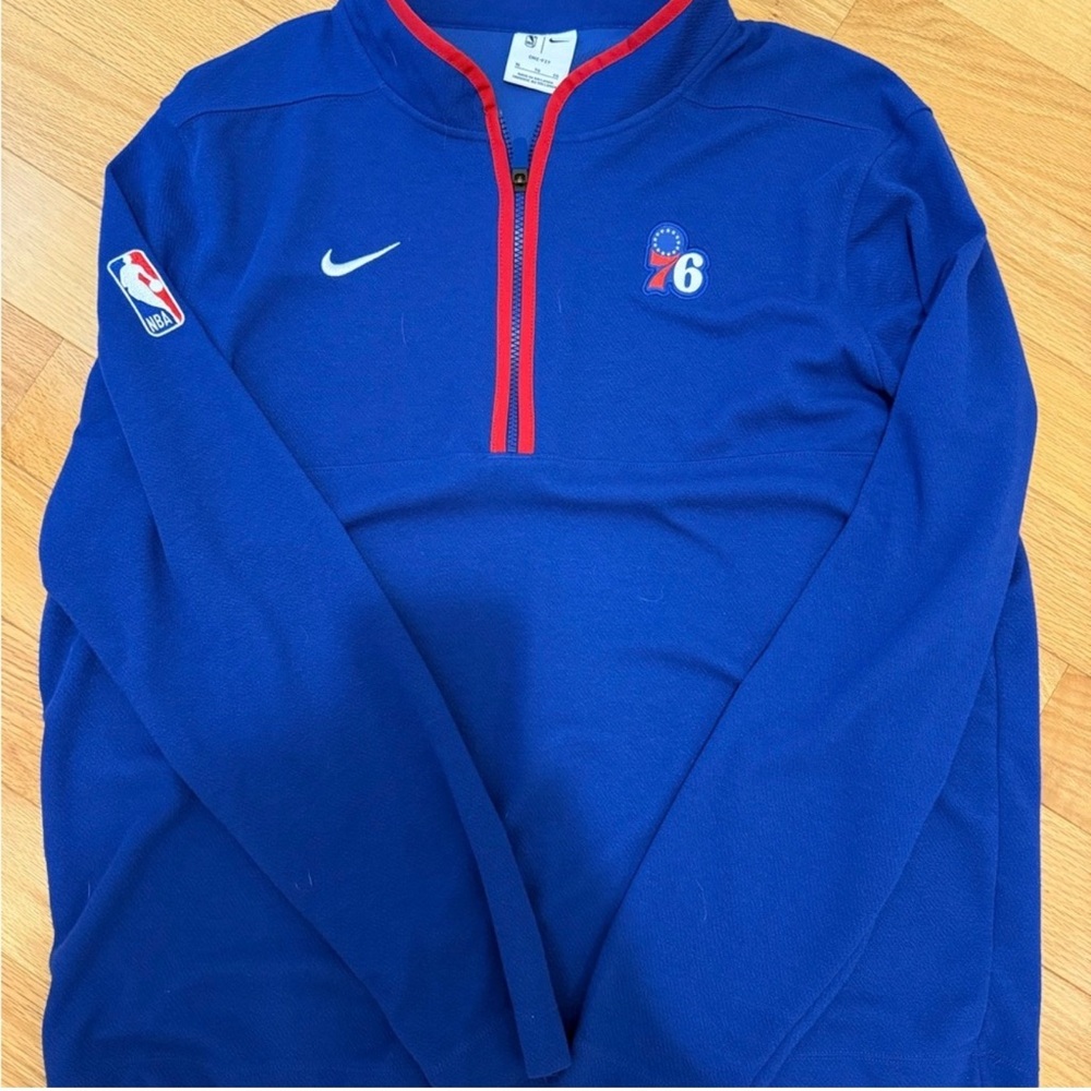 Nike Men's Blue and Red Zip-Up Sweater